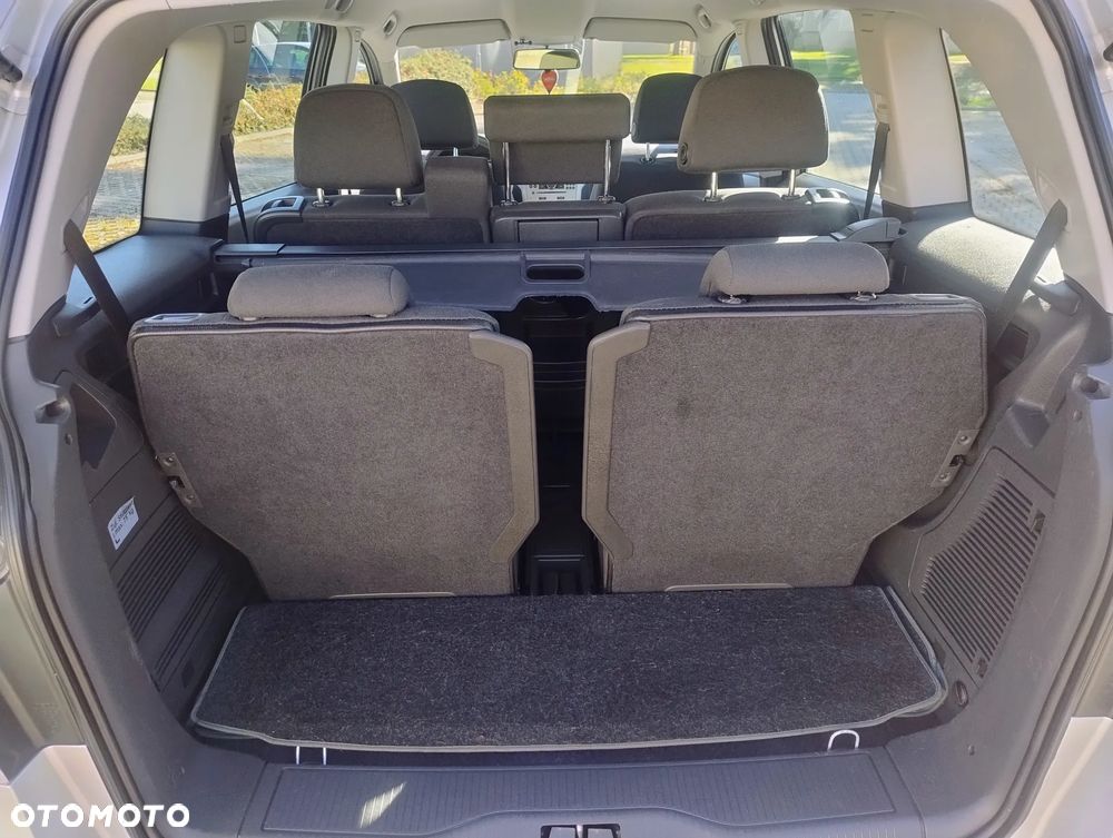 Opel Zafira 1.8 Enjoy - 18