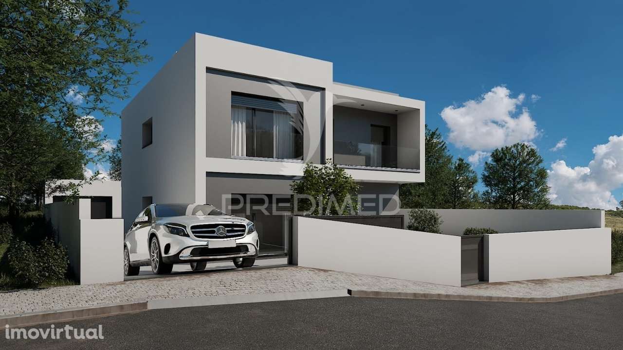 Moradia T4 de Arquitetura Moderna – Urbanização da Meia Via - Grande imagem: 2/31