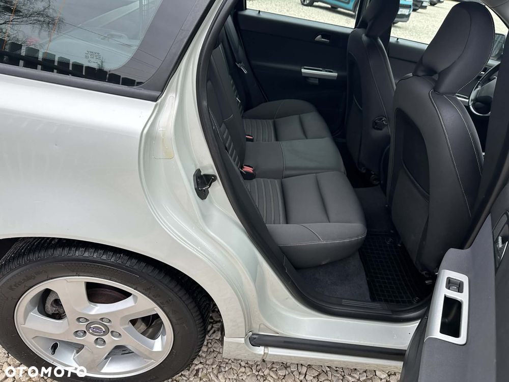 Volvo V50 D3 Business Edition - 11