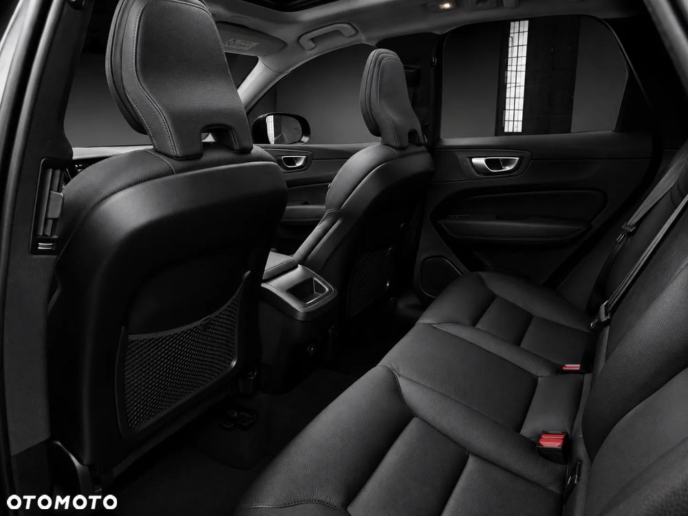 Volvo XC 60 B4 D AWD Ultimate Bright - 9