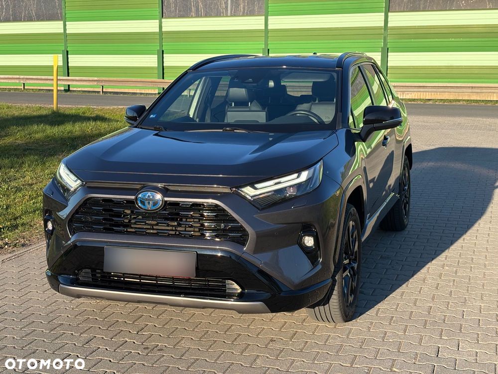 Toyota RAV4 - 1