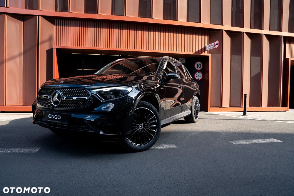 Mercedes-Benz GLC 300 mHEV 4-Matic AMG Line - 12
