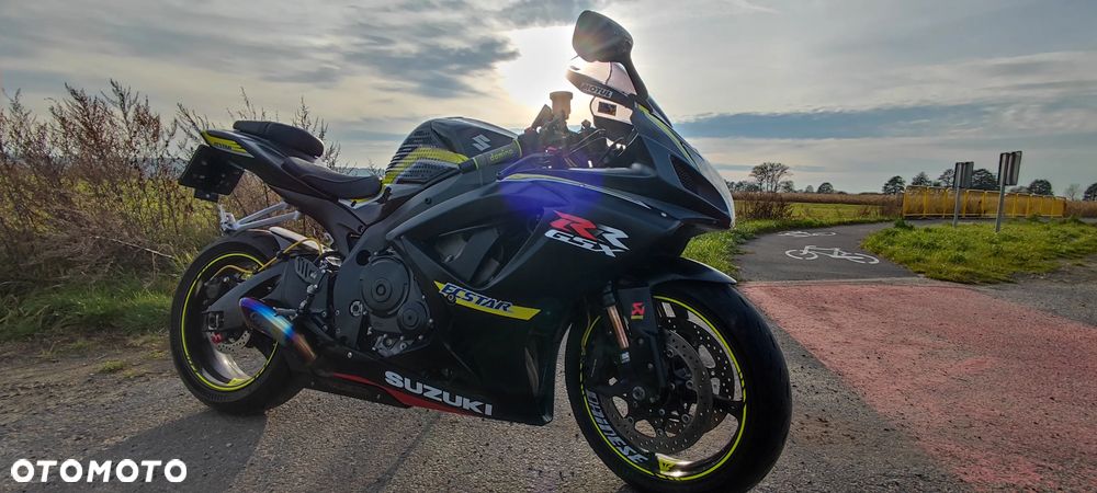 Suzuki GSX-R - 5