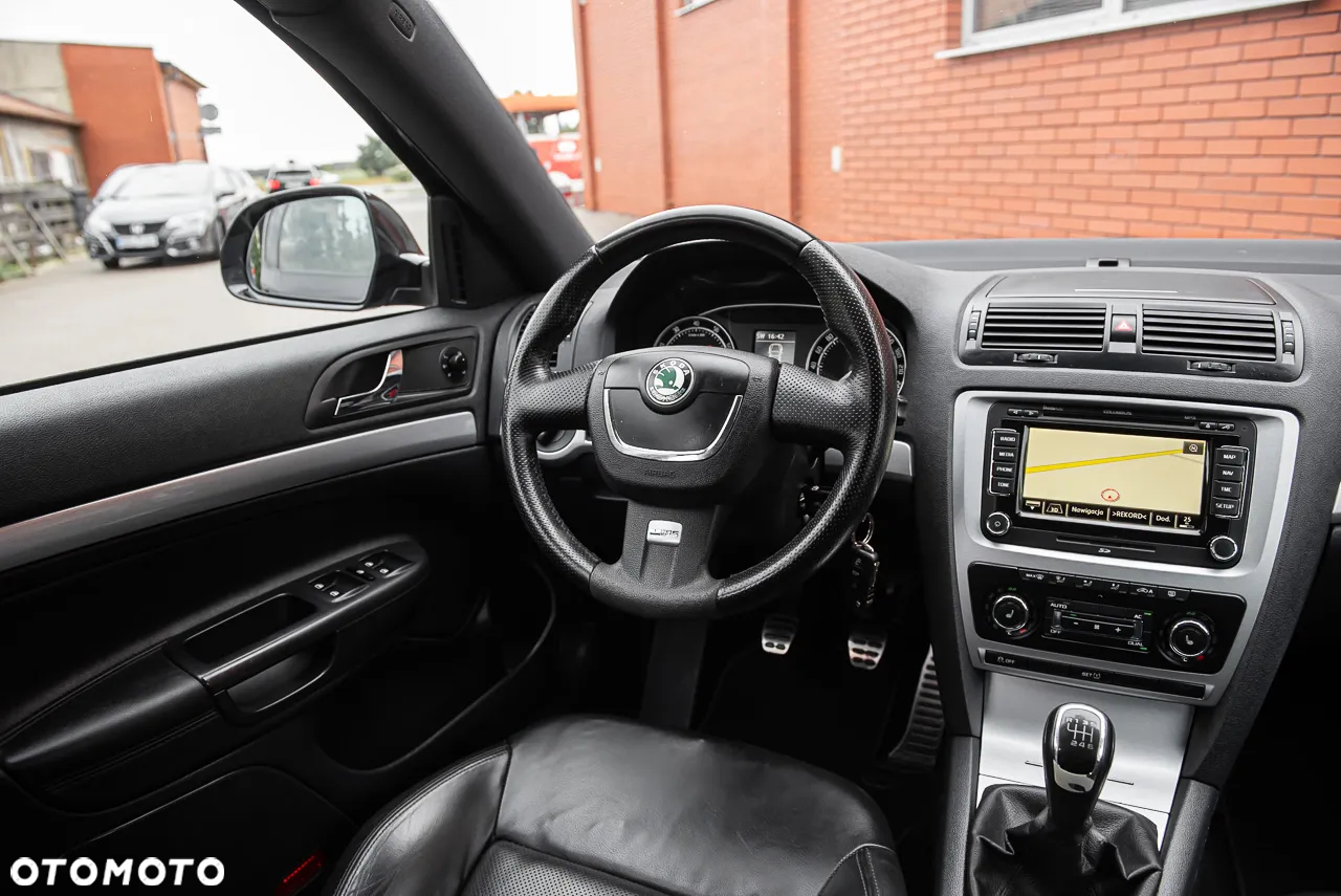 Skoda Octavia Combi RS - 27