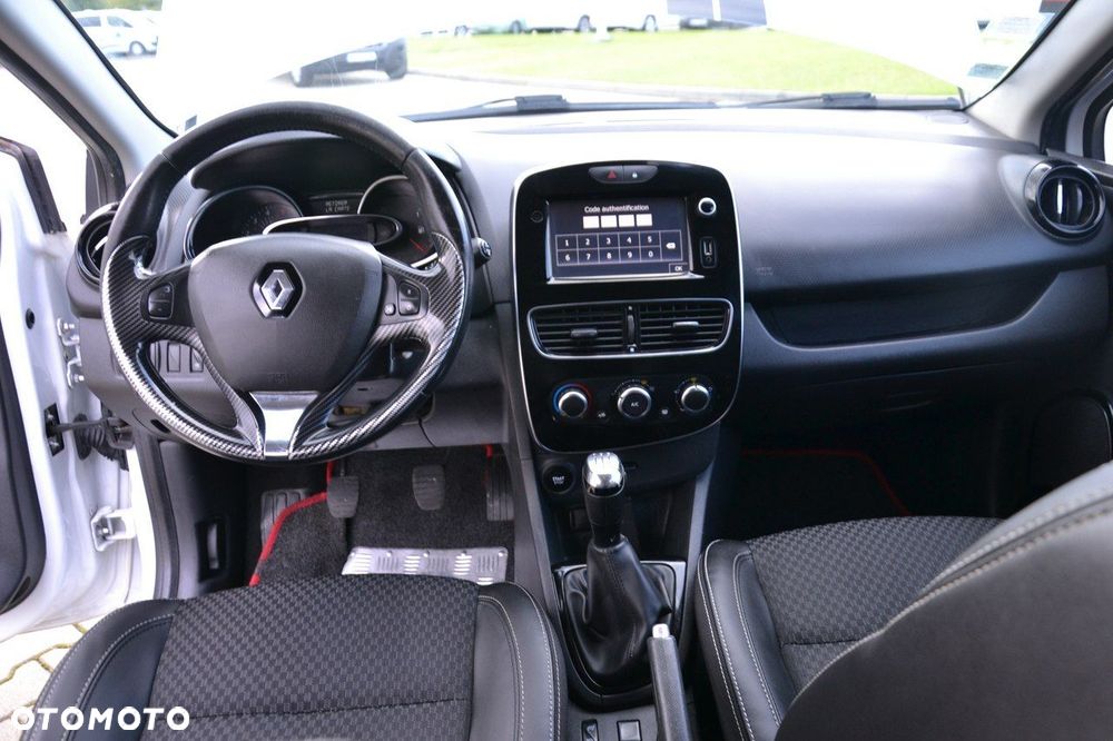 Renault Clio - 18