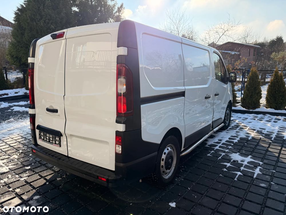 Renault Trafic 2.0 Diesel Rok 2021 - 3