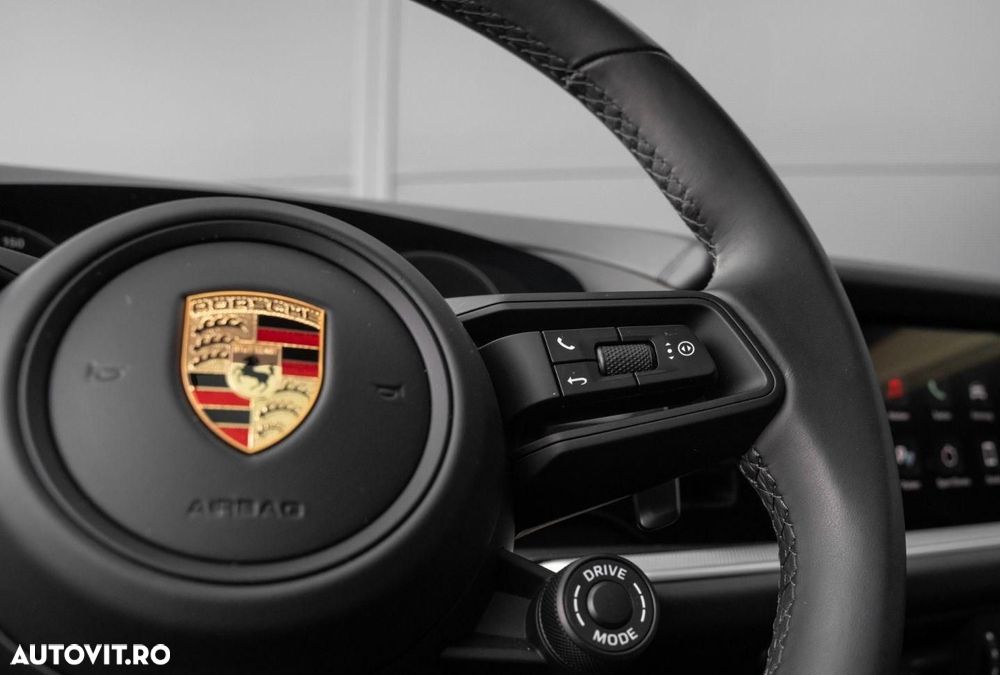 Porsche Cayenne - 34