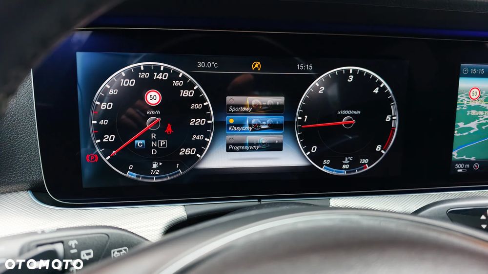 Mercedes-Benz Klasa E 220 d 9G-TRONIC Avantgarde - 40
