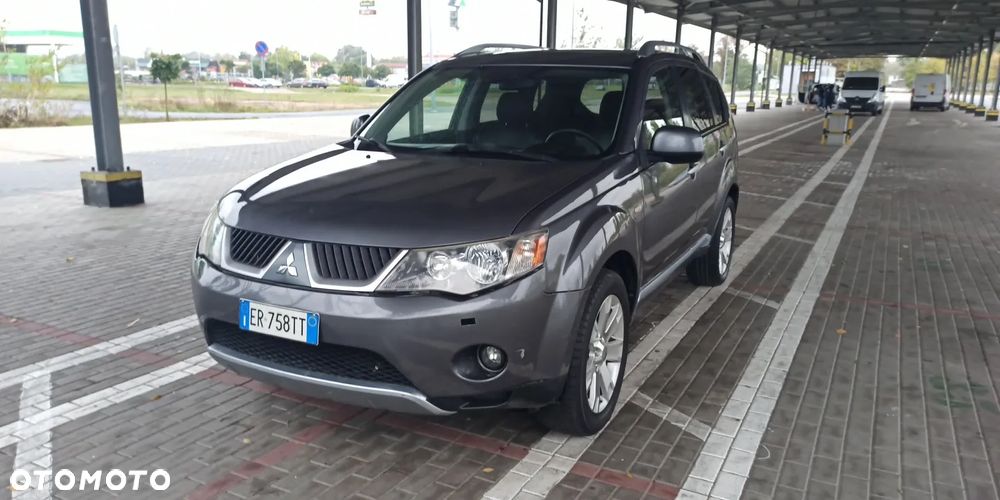 Mitsubishi Outlander 2.2 DID Intense + - 2