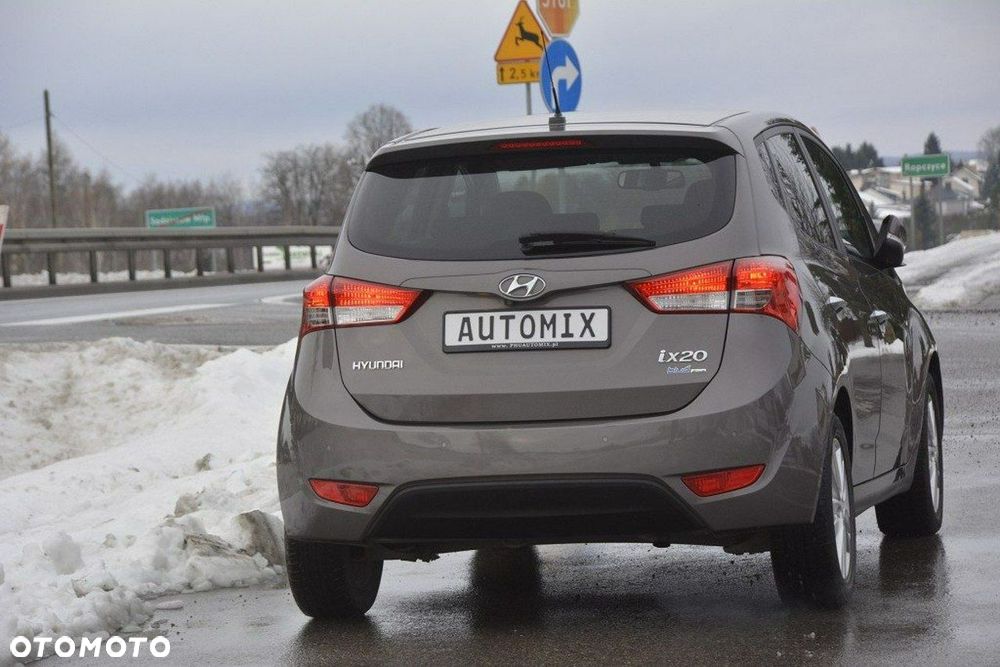 Hyundai ix20 1.4 CRDi blue Style - 8