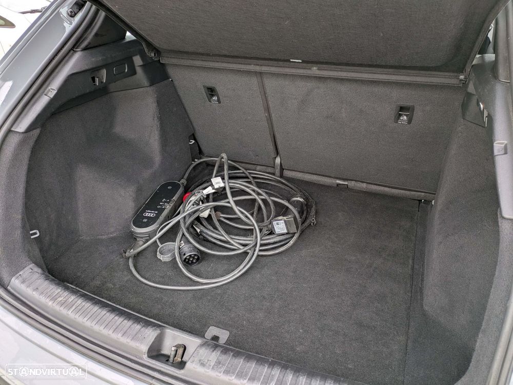 Audi Q4 e-tron 40 82 kWH - 12