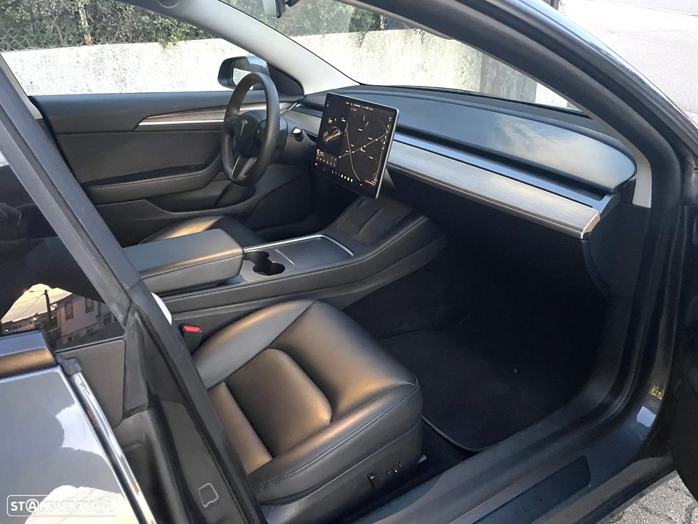 Tesla Model 3 Standard Range Plus RWD - 25