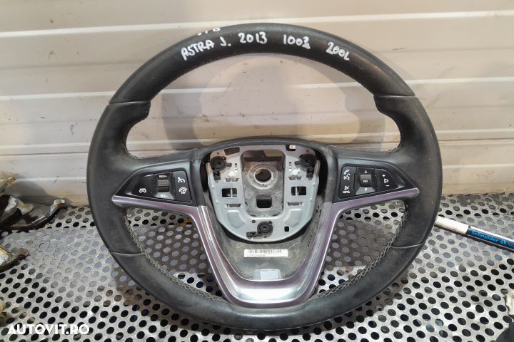 Volan cu comenzi 13351029 Opel Astra J [facelift] [2012 - 2018] Sport - 1