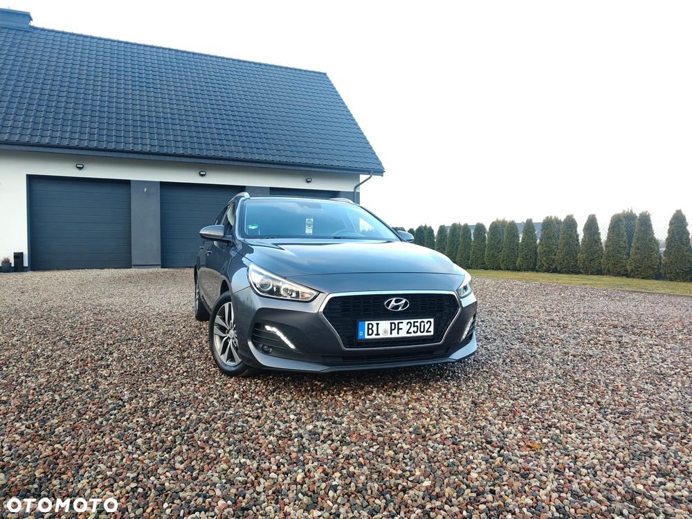 Hyundai i30 1.6 CRDI Select - 1