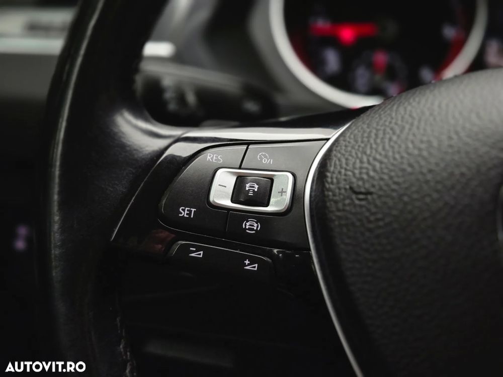 Volkswagen Tiguan 2.0 TDI SCR DSG IQ.DRIVE - 31