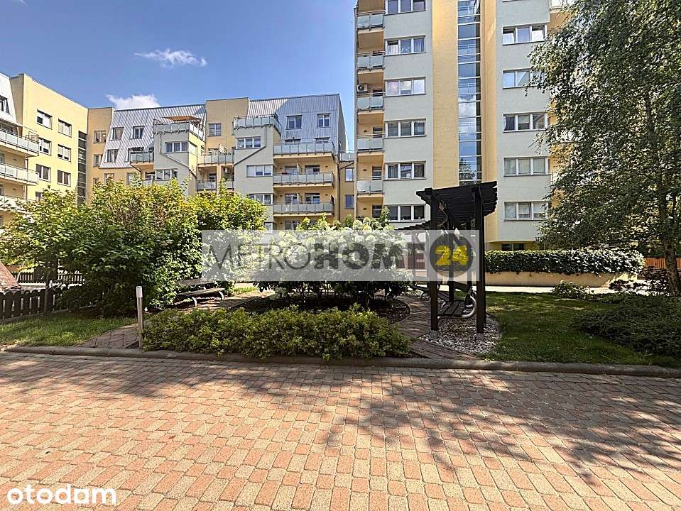 Przestronne 4 pokojowe mieszkanie na Kabatach + 2 piwnice i 2 garaże !