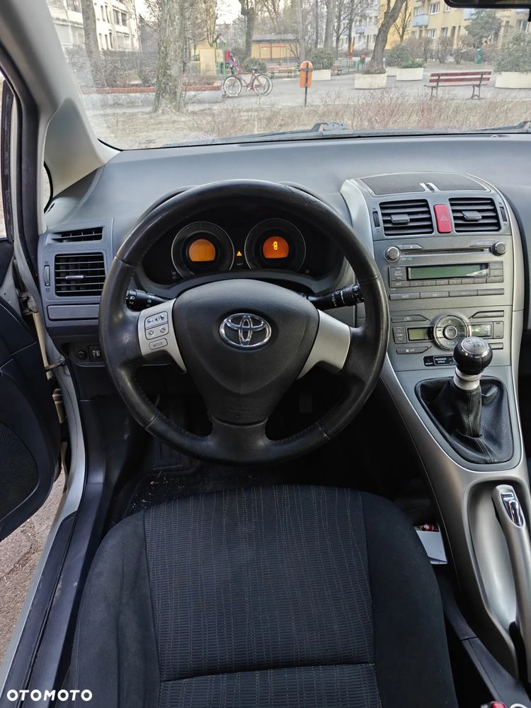 Toyota Auris 1.33 VVT-i Life - 18