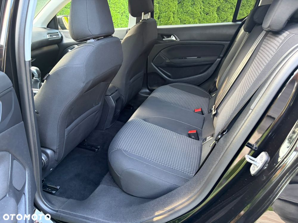 Peugeot 308 - 11