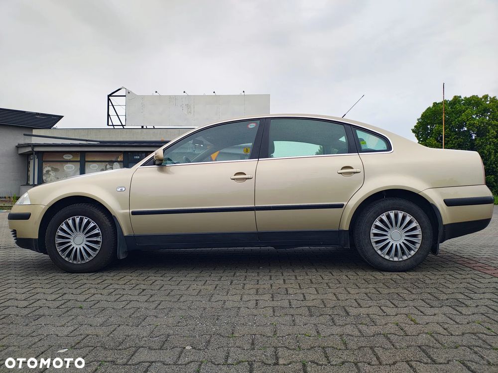 Volkswagen Passat 2.0 Comfortline - 4