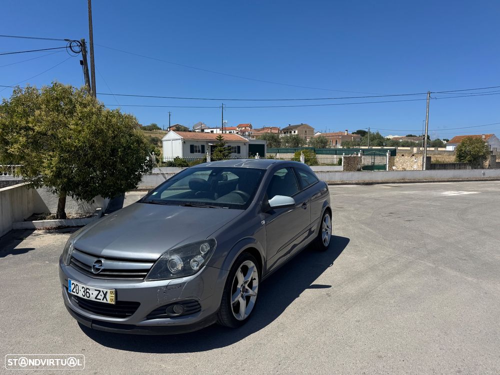 Opel Astra GTC 1.9 CDTI - 1