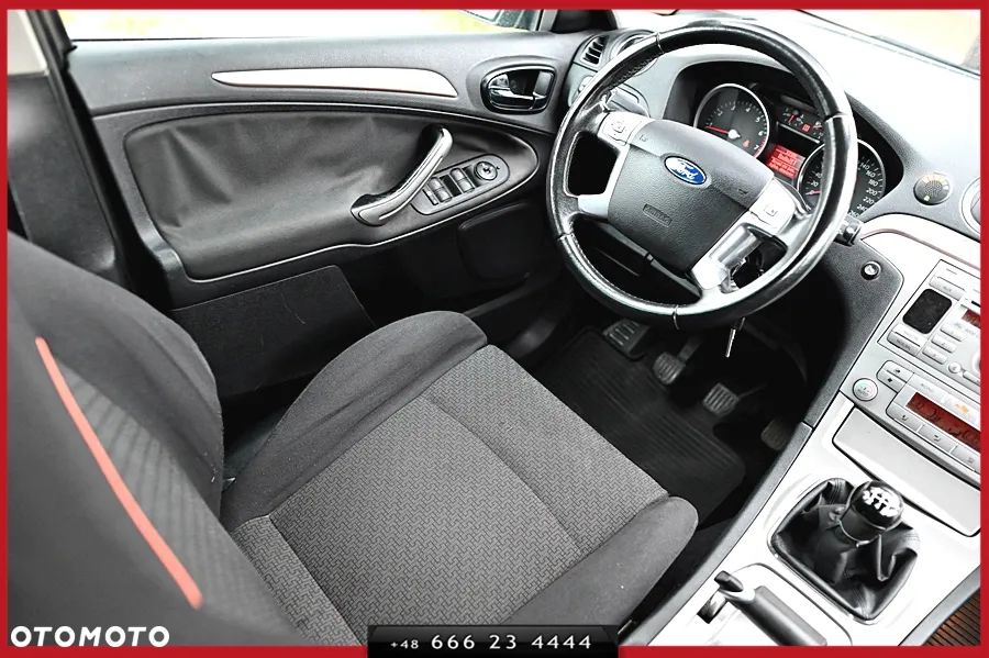 Ford S-Max 2.0 FF Titanium - 20