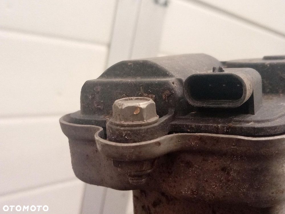 BMW X6 G06 3.0D 265KM B57 WYDECH TŁUMIK ŚRODKOWY KOŃCOWY 8470063 8470058 - 7