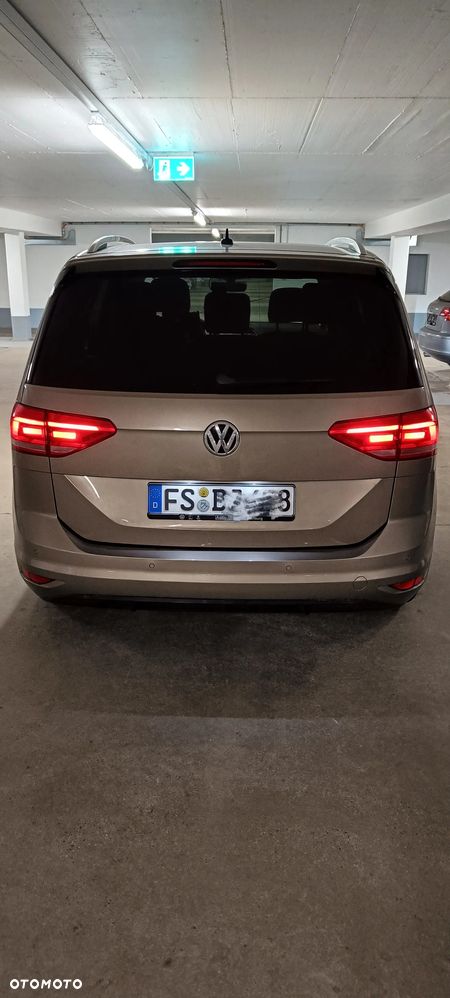Volkswagen Touran 1.6 TDI SCR Join - 11