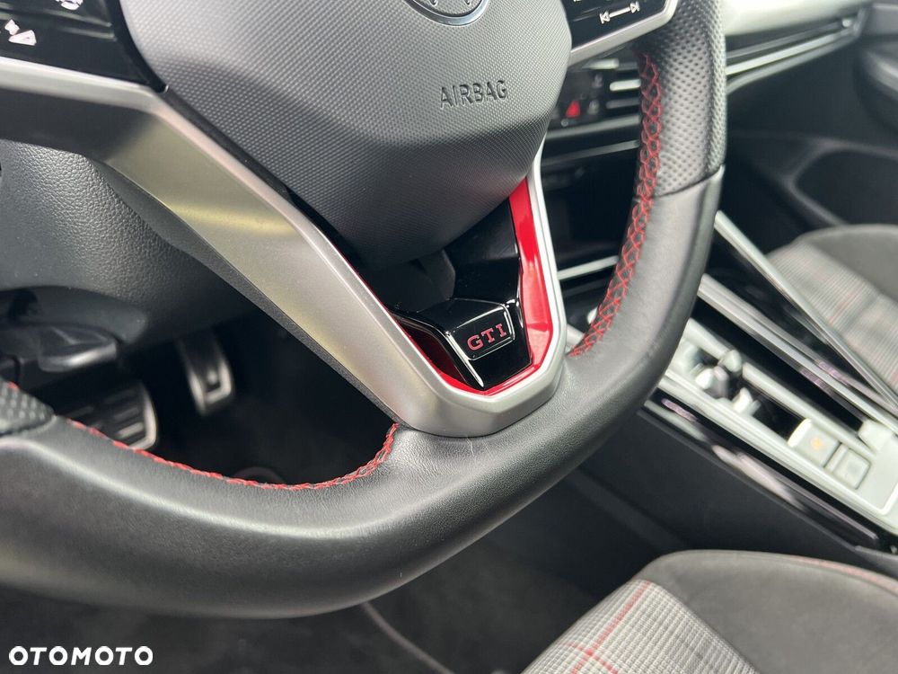 Volkswagen Golf 2.0 TSI GTI DSG - 25
