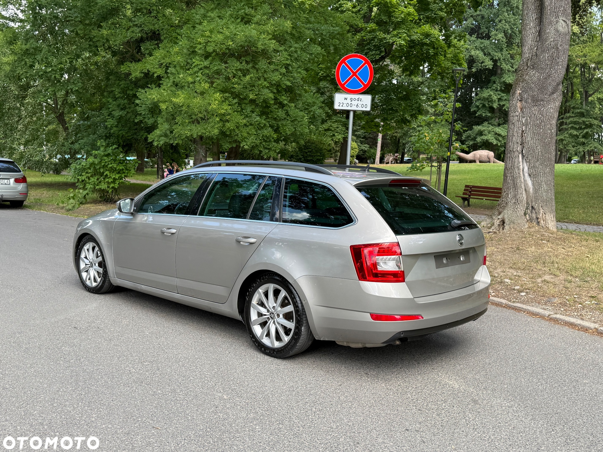 Skoda Octavia 1.6 TDI 4x4 Elegance - 3