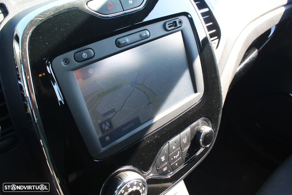 Renault Captur ENERGY TCe 120 EDC LIMITED - 38