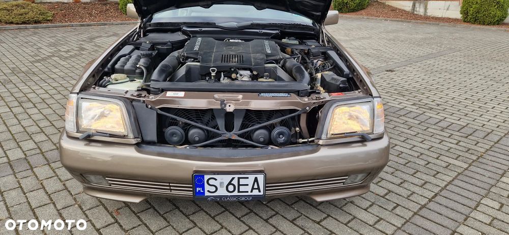 Mercedes-Benz SL - 23