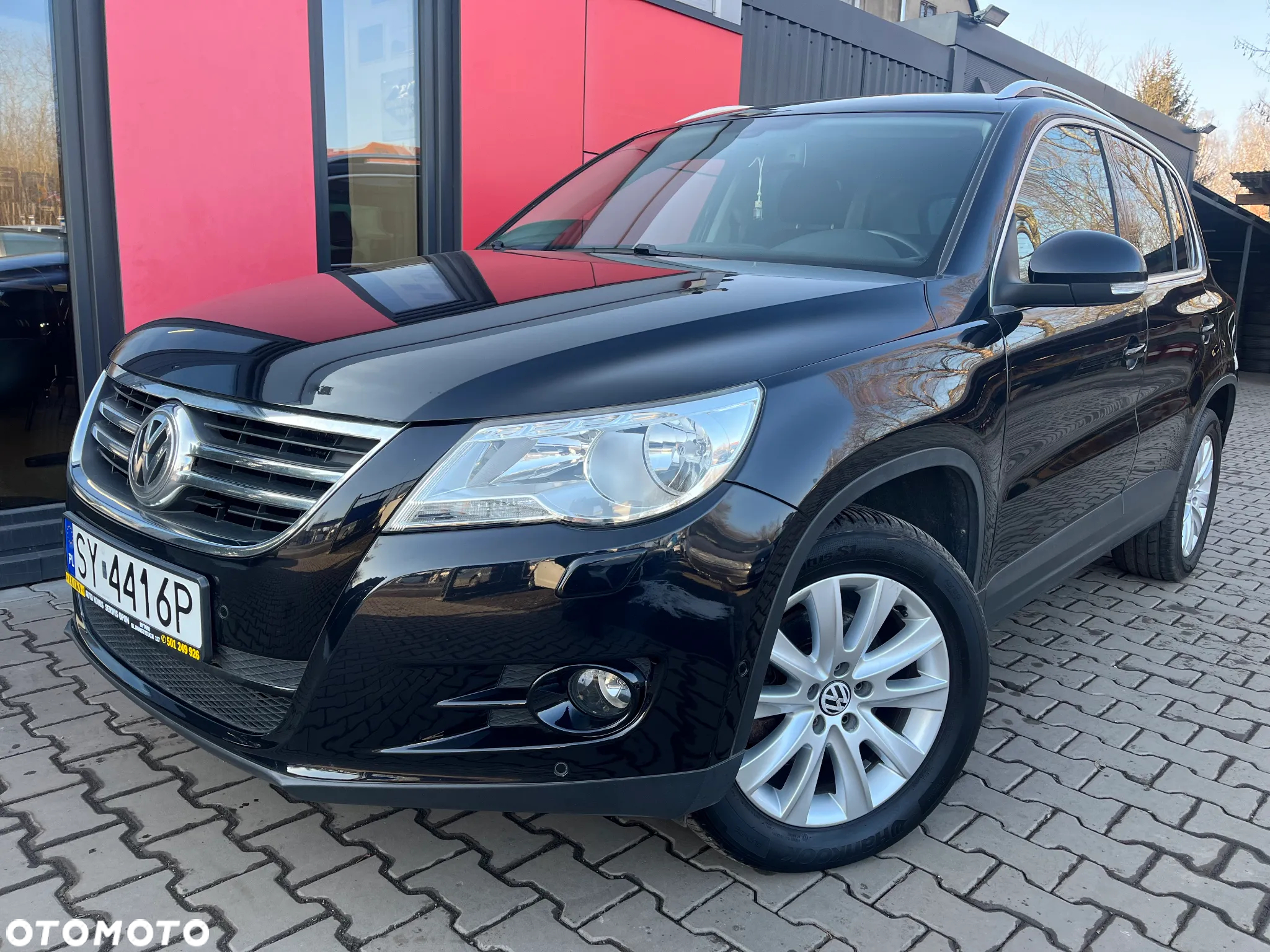 Volkswagen Tiguan 2.0 TDI DPF BlueMotion Technology Exclusive - 2