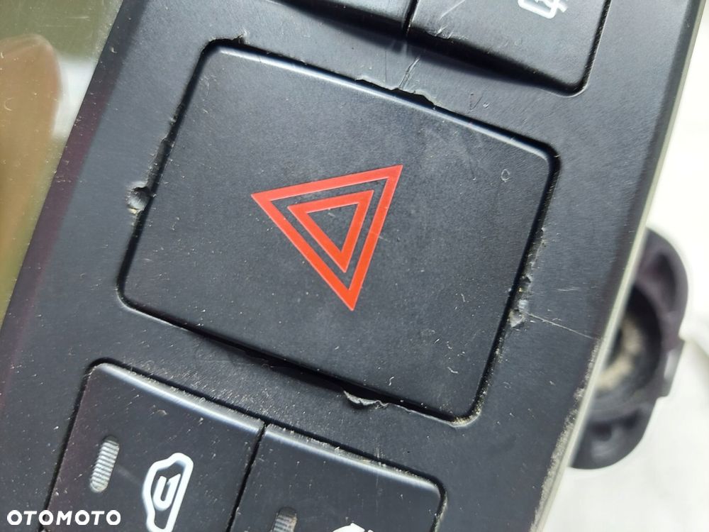 Kia Carnival Panel Nawiewu 97250-4Dxxx - 4