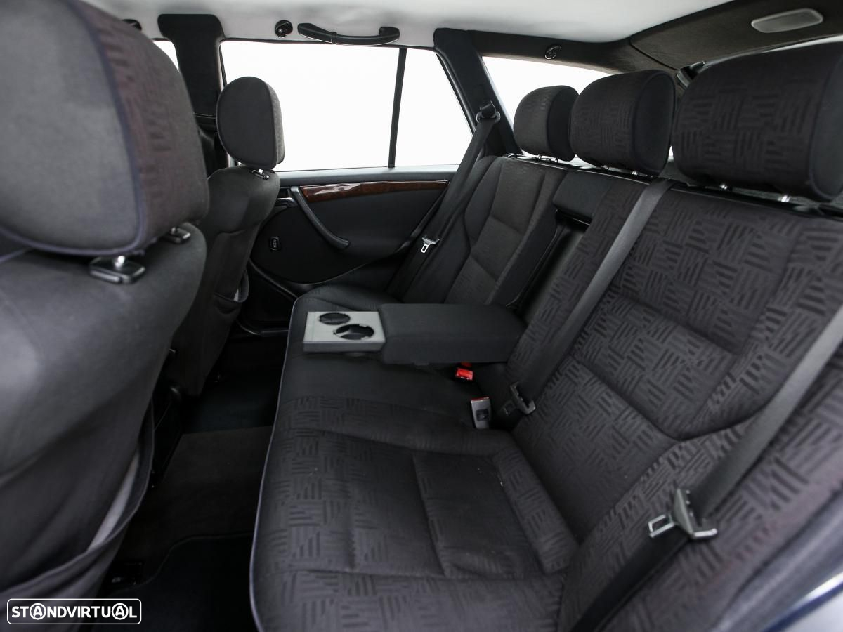 Mercedes-Benz C 220 - 10