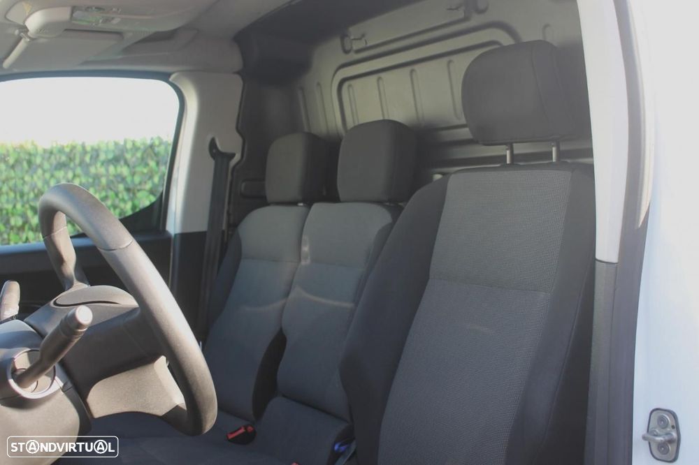 Opel Combo Van 1.5 CDTI - 3 LUGARES - IVA DEDUTÍVEL - 25