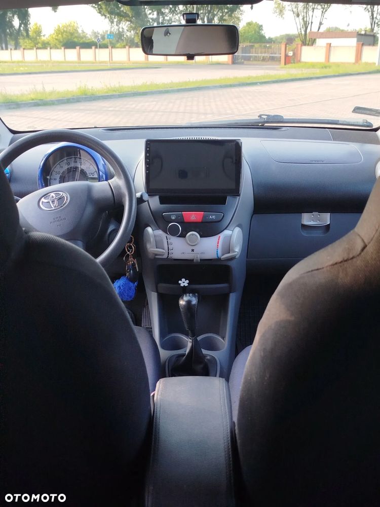 Toyota Aygo - 13