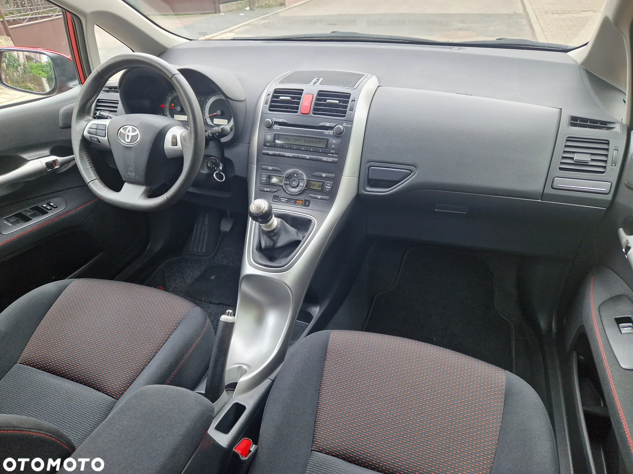 Toyota Auris 1.6 Club - 15