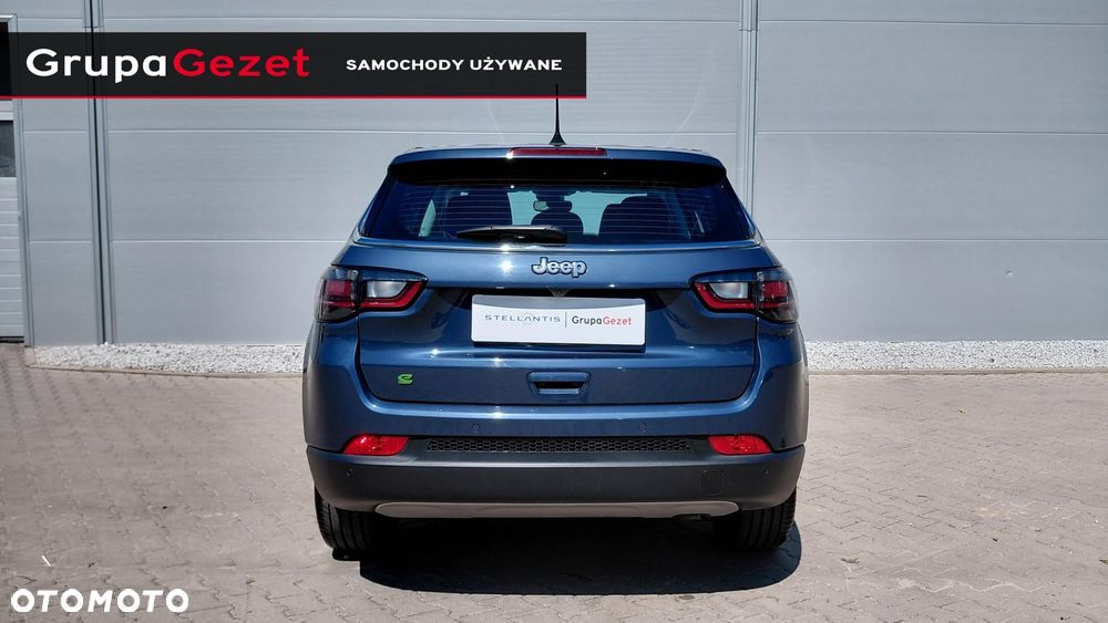 Jeep Compass - 8