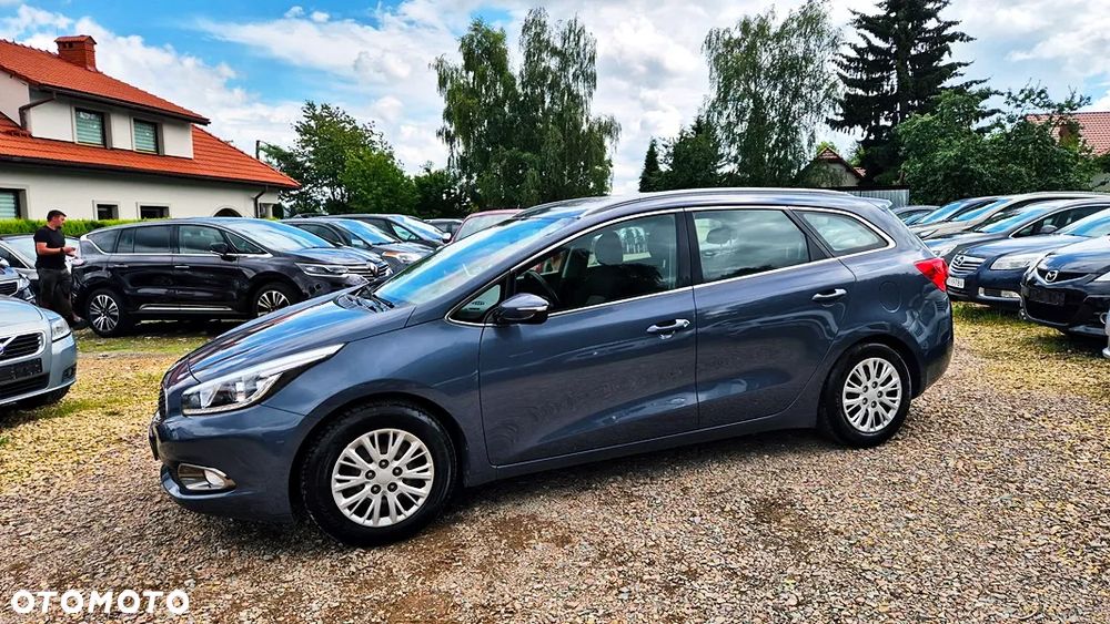 Kia Ceed 1.6 GDI Platinum Edition - 24