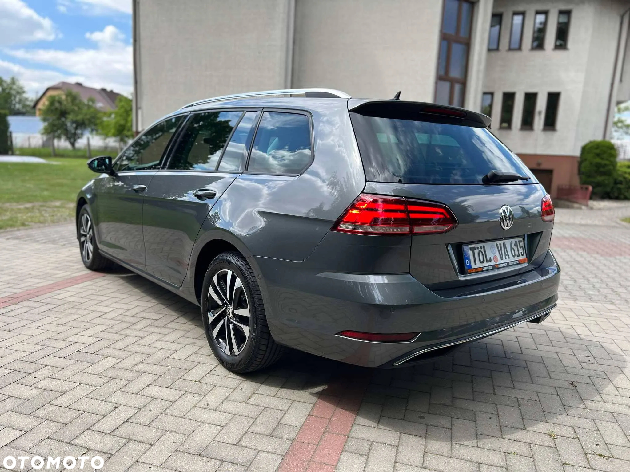 Volkswagen Golf 2.0 TDI SCR IQ.DRIVE - 7