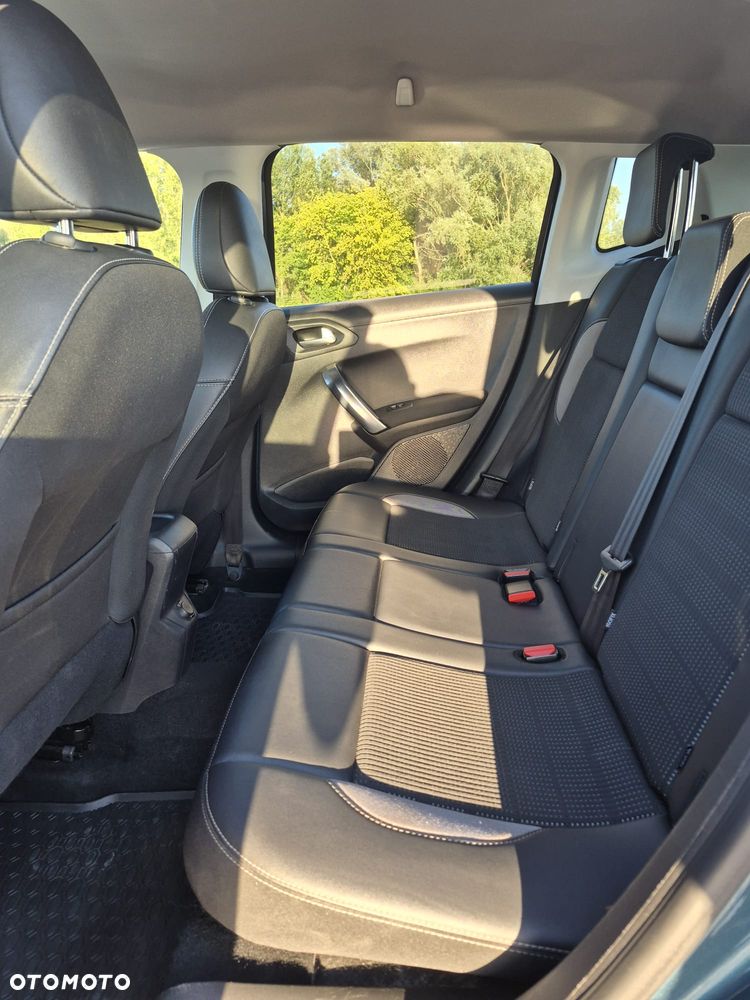Peugeot 2008 1.6 BlueHDi Allure - 11