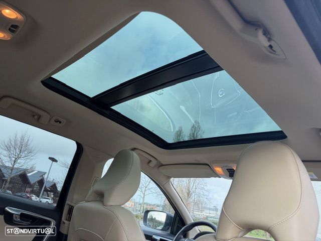 Volvo XC 60 2.0 D4 Dynamic Edition Geartronic - 20