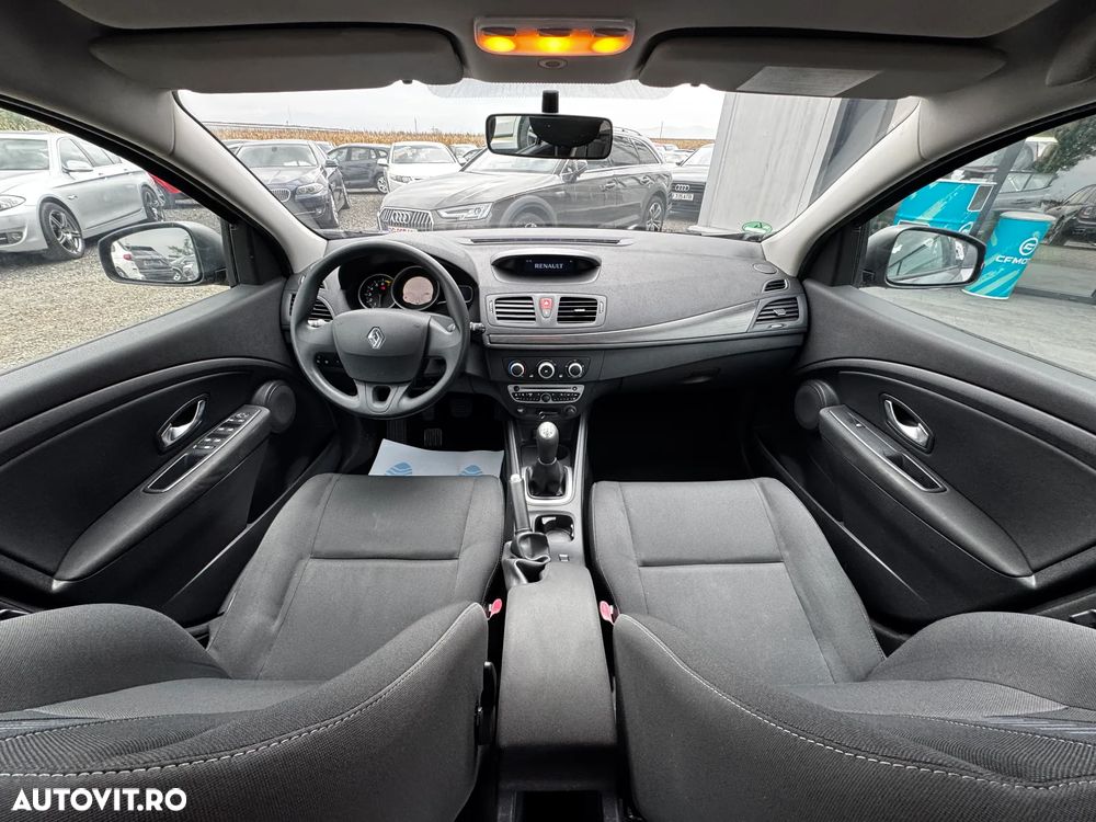 Renault Megane 1.6 16V 100 Authentique - 23