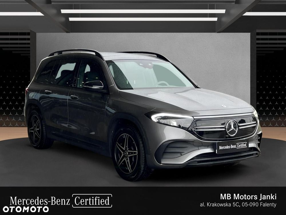 Mercedes-Benz EQB - 8