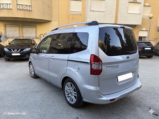 Ford Tourneo Courier - 5