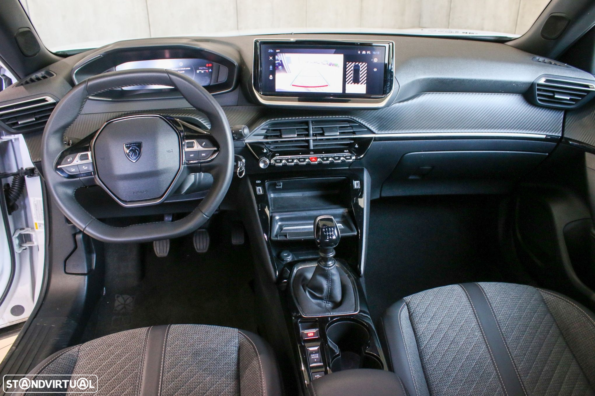 Peugeot 2008 1.2 PureTech Allure - 31