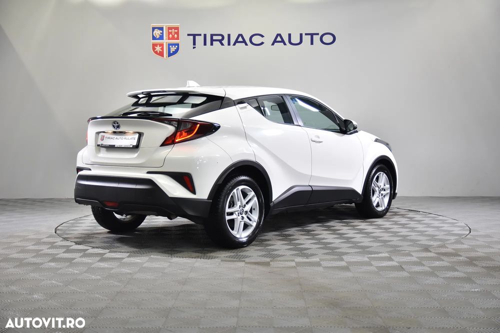 Toyota C-HR - 5