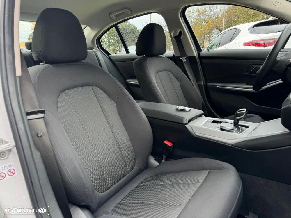 BMW 330 e Corporate Edition Auto - 17