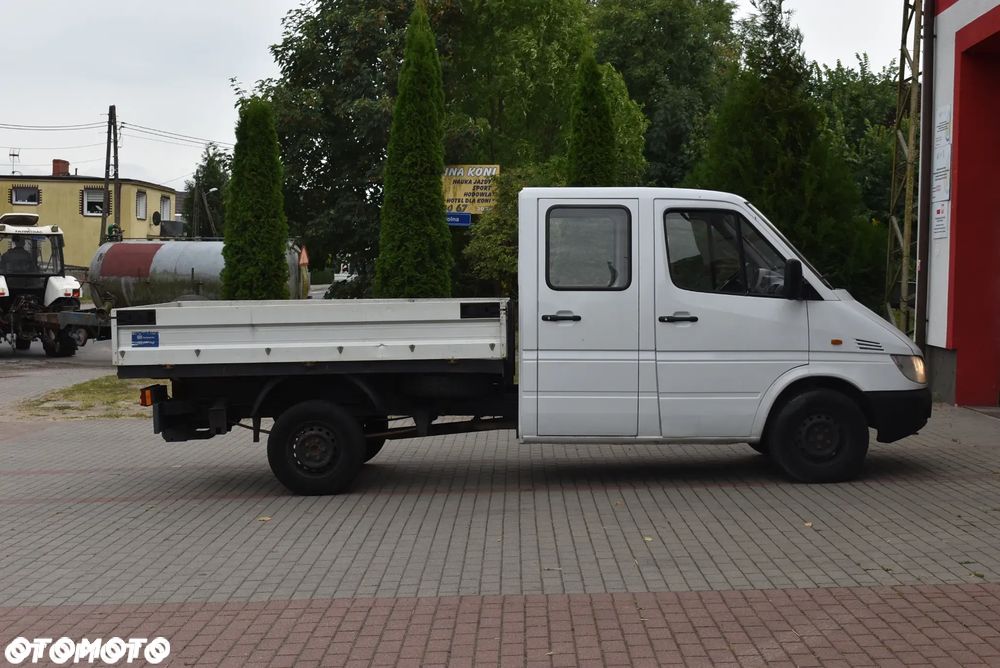 Mercedes-Benz SPRINTER - 17