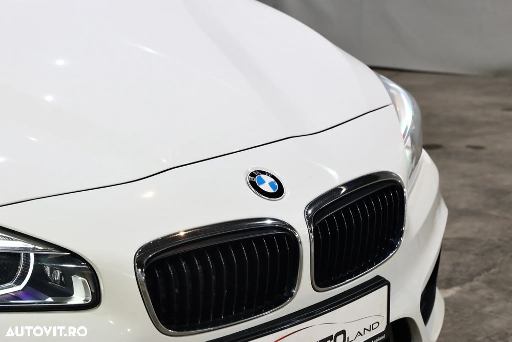 BMW Seria 2 218d Aut. - 29